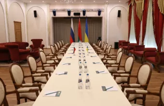 Διπλωματικό μπρα ντε φερ: Μοντέλο ουδετερότητας ζητά η Μόσχα - Εγγυήτριες δυνάμεις θέλει το Κίεβο 