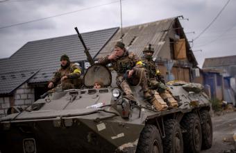 Η Ρωσία στοχεύει στην ουκρανική βιομηχανία όπλων – Τα εργοστάσια βρίσκονται σε κατοικημένες περιοχές λέει ο Ζελένσκι
