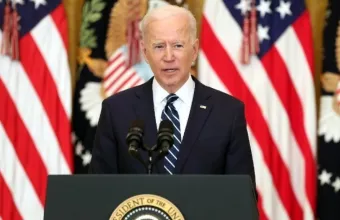 Η Ουάσινγκτον βοηθά το Κίεβο να αμυνθεί απαντά ο Μπάιντεν στη Μόσχα