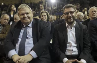 Τηλεφωνική επικοινωνία Νίκου Ανδρουλάκη – Ευάγγελου Βενιζέλου 