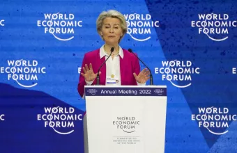 Φον ντερ Λάιεν: Nέοι σταθμοί LNG και διασυνδέσεις σε Ελλάδα, Κύπρο και Πολωνία