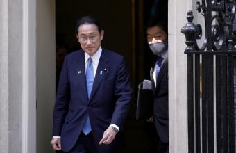 Ιαπωνία: Ο Κισίντα επιθυμεί να συναντηθεί με τον Κιμ Γιονγκ Ουν για τους απαχθέντες