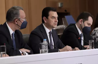 Σκρέκας: Επιδότηση 56,6 ευρώ στους λογαριασμούς ρεύματος τον Μάιο- Στα 20 ευρώ το φυσικό άεριο