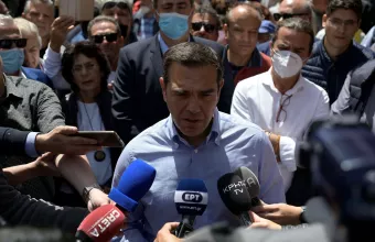 Τσίπρας: Η κυβέρνηση ξανάρχισε το γιουρούσι στα δημόσια ταμεία