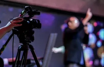 Ερευνα για «ξένη παρέμβαση» και fake news στην ιταλική τηλεόραση με αφορμή τον πόλεμο στην Ουκρανία
