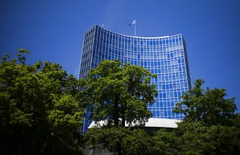 «Όποιος τα βάζει με τον Πούτιν έχει λόγους να φοβάται», λέει ο Ρώσος διπλωμάτης μετά την ηχηρή παραίτησή του