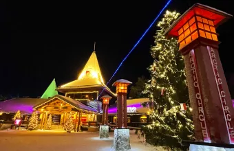 Στην καχύποπτη Φινλανδία το χωριό του Άγιου Βασίλη είναι ένα πλήρως εξοπλισμένο καταφύγιο σε περίπτωση πολέμου