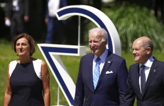 Ο Τζο Μπάιντεν με τον Όλαφ Σολτς στη σύνοδο της G7