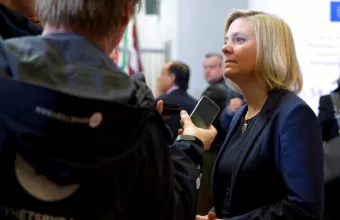 Σουηδία, Υπουργός Δικαιοσύνης, Πρόταση Μομφής, ΝΑΤΟ, 