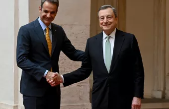 Συνάντηση Μητσοτάκη με Ντράγκι στη Ρώμη