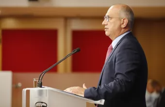 Γιάννης Οικονόμου