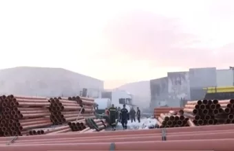 Ολονύχτια μάχη με τις φλόγες έδωσαν οι πυροσβέστες.