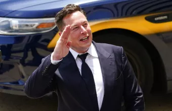 Ίλον Μασκ: Έρχεται «τρικολόρε» επαλήθευση στο Twitter 