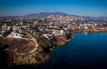 Μάτι τέσσερα χρόνια μετά: Πώς υλοποιείται η ανασυγκρότηση 