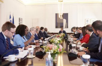 Ο Μητσοτάκης με Αμερικανούς γερουσιαστές