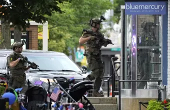 Επίθεση με νεκρούς στο Χάιλαντ Παρκ