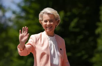 Η Ούρσουλα Φον ντερ Λάιεν για την έξοδο της Ελλάδας από ενισχυμένη εποπτεία