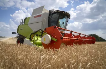 Μηχανή αποκομιδής σιτηρών