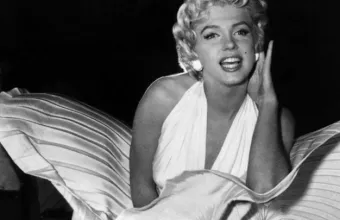 Σε δημοπρασία κιθάρα του B.B. King και φωτογραφίες της Μέριλιν Μονρόε