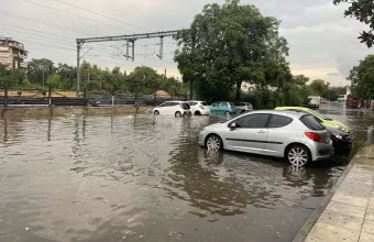 Συνεχίζεται η επέλαση της κακοκαιρίας: Ισχυρή καταιγίδα στην Αττική - Σε ποιες περιοχές θα πέσει χαλάζι