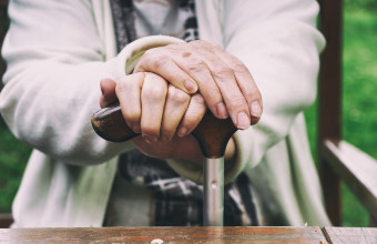 Απάτη σε βάρος ηλικιωμένης: Της έκλεψαν 22.000 ευρώ