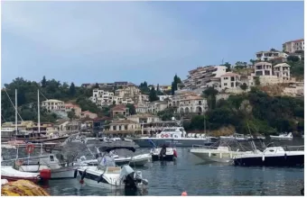 Σύβοτα: Τι λέει ο σύντροφος της 62χρονης που σκοτώθηκε κάνοντας parasailing