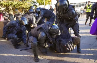 Επιστράτευση στη Ρωσία: Βαρύτερες ποινές για λιποτάκτες - Τουλάχιστον 700 συλλήψεις διαδηλωτών