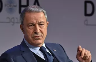 Χουλουσί Ακάρ