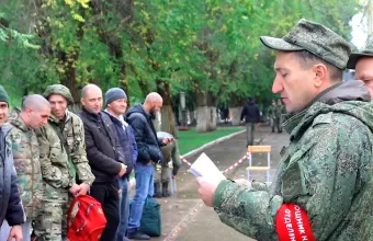 ISW: Η Ρωσία χρησιμοποιεί «ανεκπαίδευτους νεοσύλλεκτους» για να ενισχύσει άλλοτε επίλεκτες μονάδες