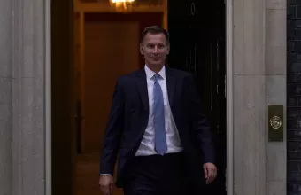 Υπουργός Οικονομικών Βρετανίας Χαντ: Θα παρουσιάσει το δημοσιονομικό σχέδιο στις 31 Οκτωβρίου