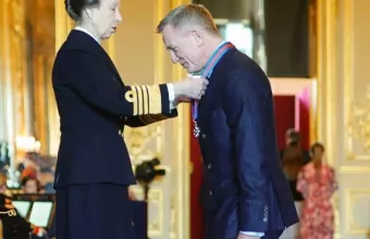 Το Μπάκιγχαμ παρασημοφόρησε τον Ντάνιελ Κρεγκ 