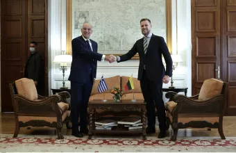 Ο Νίκος Δένδιας με τον Λιθουανό ομόλογό του