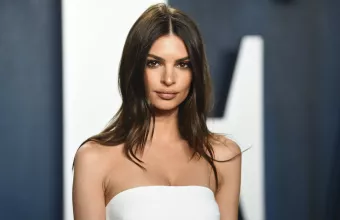 H Emily Ratajkowski ντυμένη καουμπόισσα 