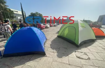 Σκηνές στο Αριστοτέλειο