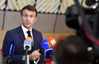 Μακρόν: Χαιρετίζει την επιστροφή της Χερσώνας στην Ουκρανία