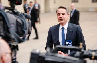 Το διπλό μήνυμα του πρωθυπουργού από την Πράγα και ο εκνευρισμός του Ταγίπ Ερντογάν 