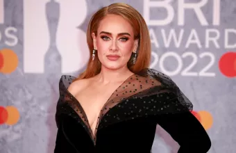 Η Adele 