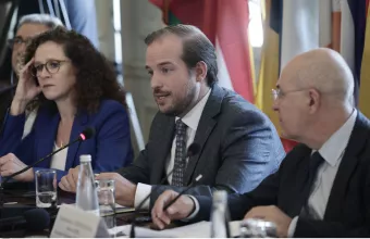 Eπικεφαλής της επιτροπής Γερόν Λέναρς