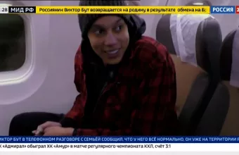 Οι πρώτες στιγμές ελευθερίας για τη Μπρίτνεϊ Γκράινερ, αλλά και τον Βίκτορ Μπουτ