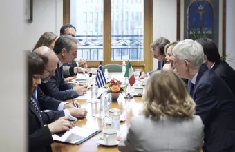 Μελόνι για συνάντηση με Μητσοτάκη: Στενή συνεργασία ειδικά όσον αφορά στη Μεσόγειο 