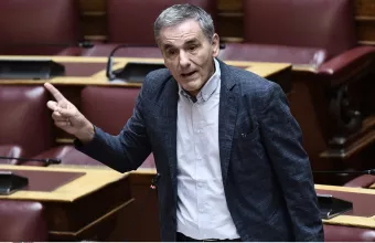 τσακαλωτος