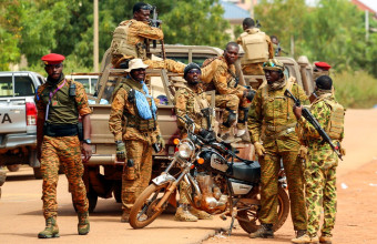Η Μπουρκίνα Φάσο μαστίζεται από τις επιθέσεις τζιχαντιστών