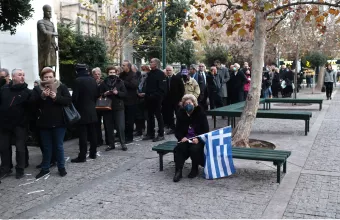Ουρά για το τελευταίο αντίο