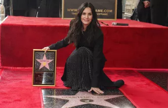 Η Courteney Cox