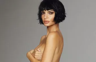Η Emily Ratajkowski 
