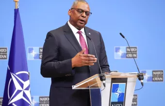 Λόιντ Όστιν: Ουρολοίμωξη μετά από χειρουργείο για καρκίνο του προστάτη