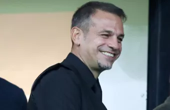 Ντέμης Νικολαΐδης
