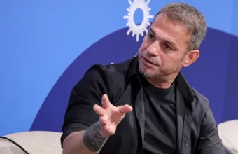 Ντέμης Νικολαϊδης