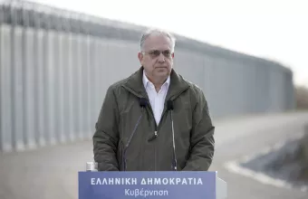 Τάκης