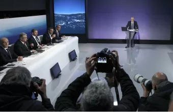 debate